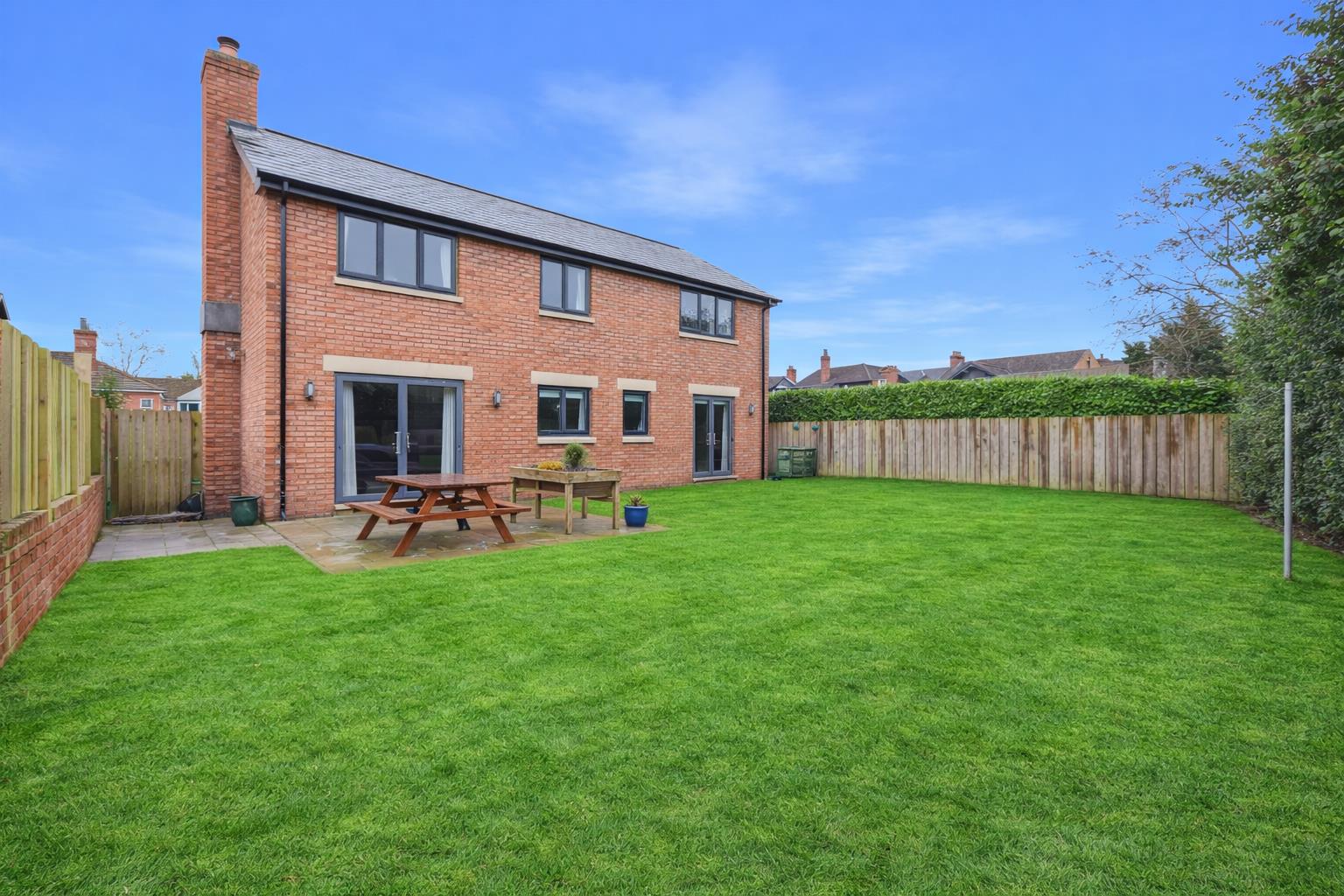 1 Silvana Gardens Whittington Road, Oswestry, SY11 3QT For Sale